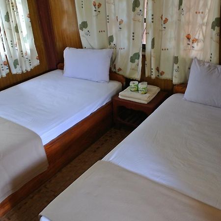Dalom Guesthouse Ban Dondét Екстериор снимка