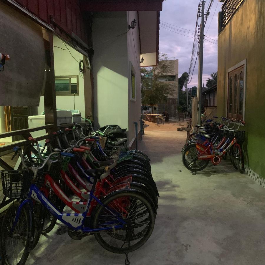 Dalom Guesthouse Ban Dondét Екстериор снимка